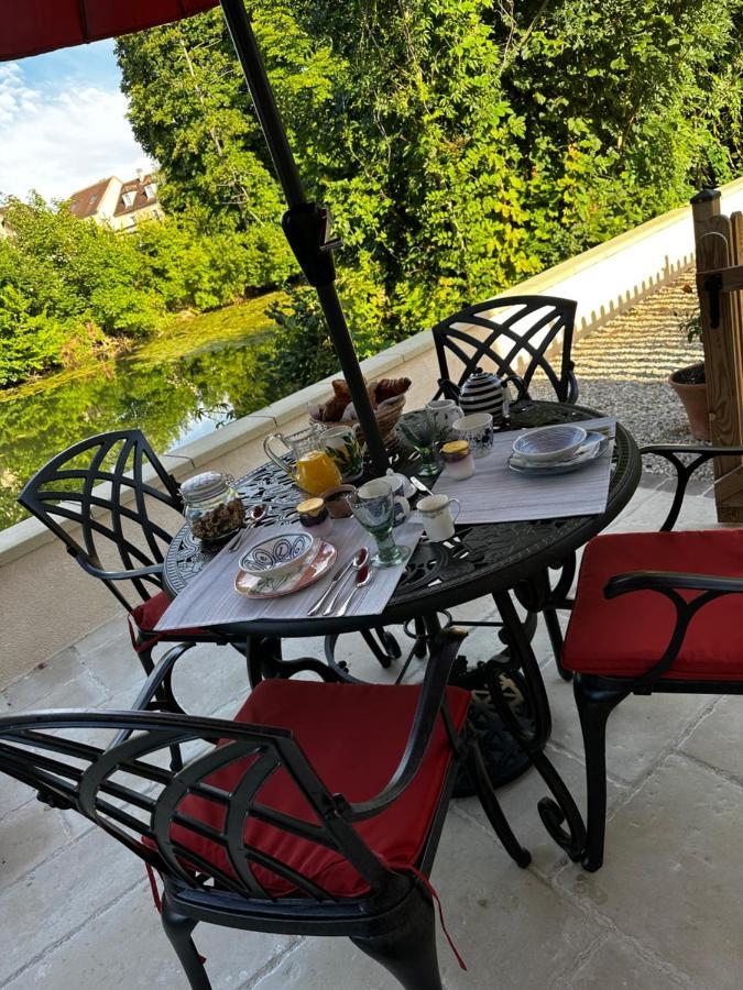 Riverside Lodge Chablis Exterior foto